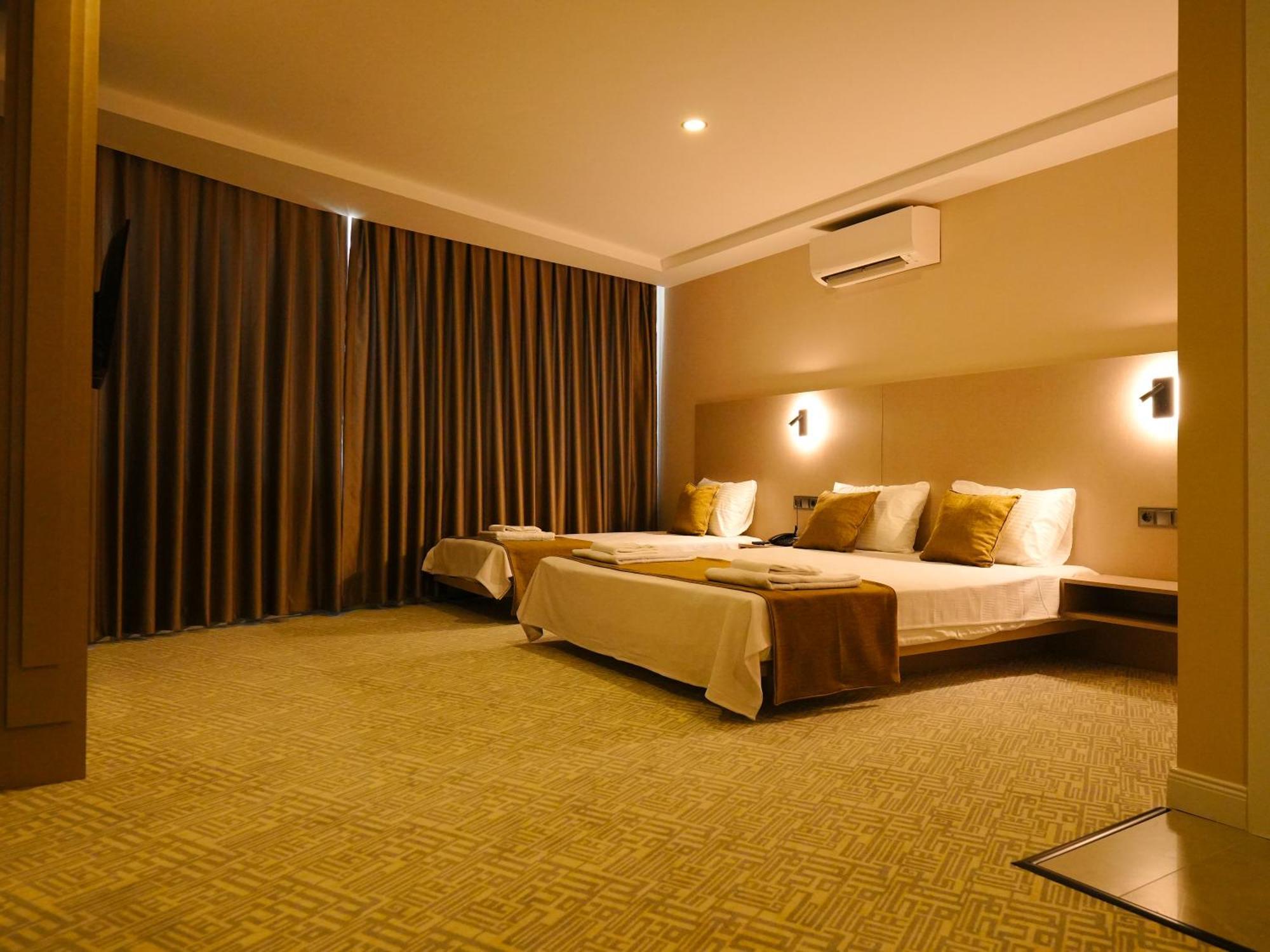 Bonnie City Hotel Antalya Exterior photo